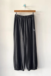 Le Bon Shoppe - Pointelle Balloon Pants | Charcoal