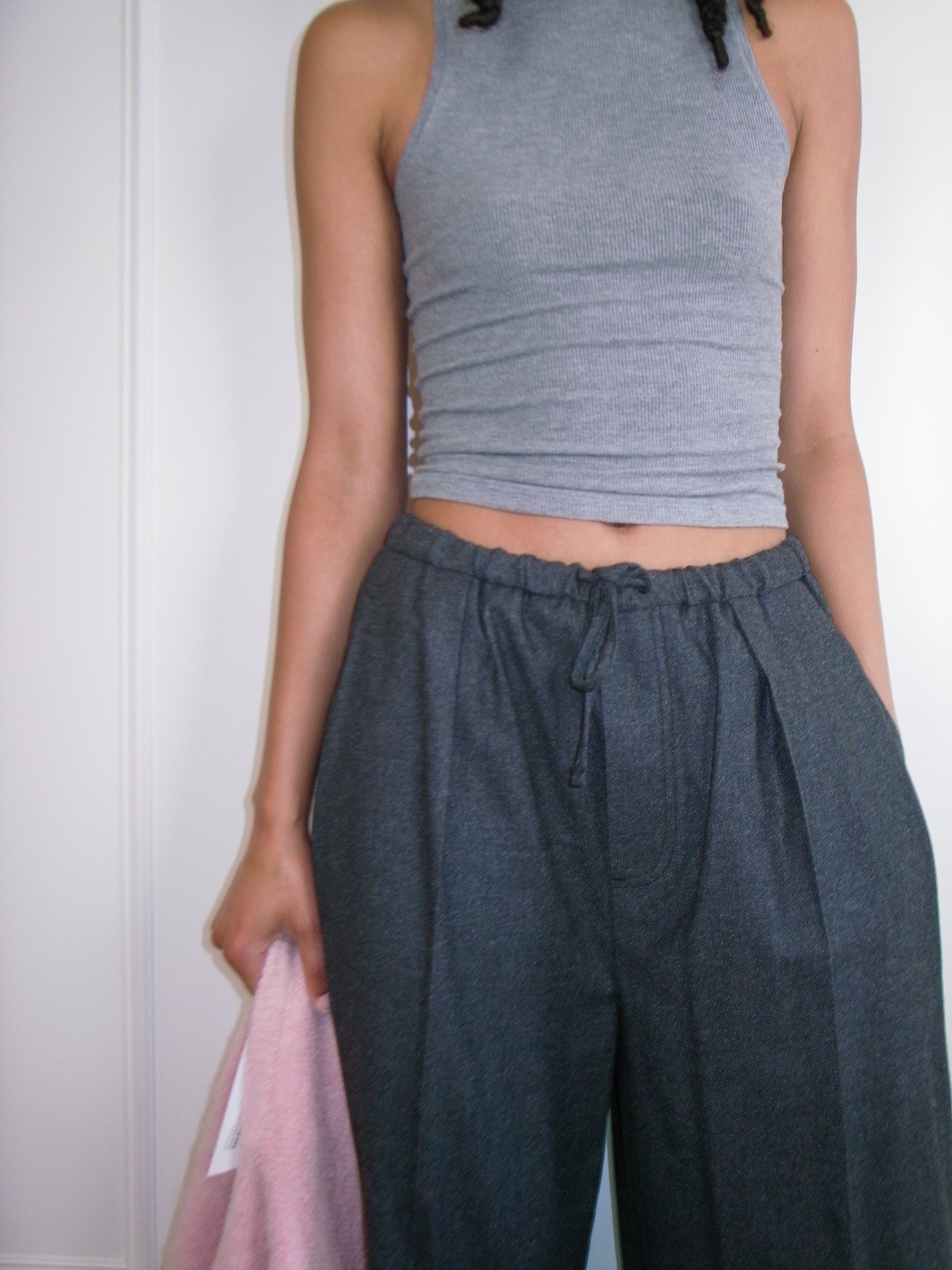 Closed Grey Pull On Pants (S)