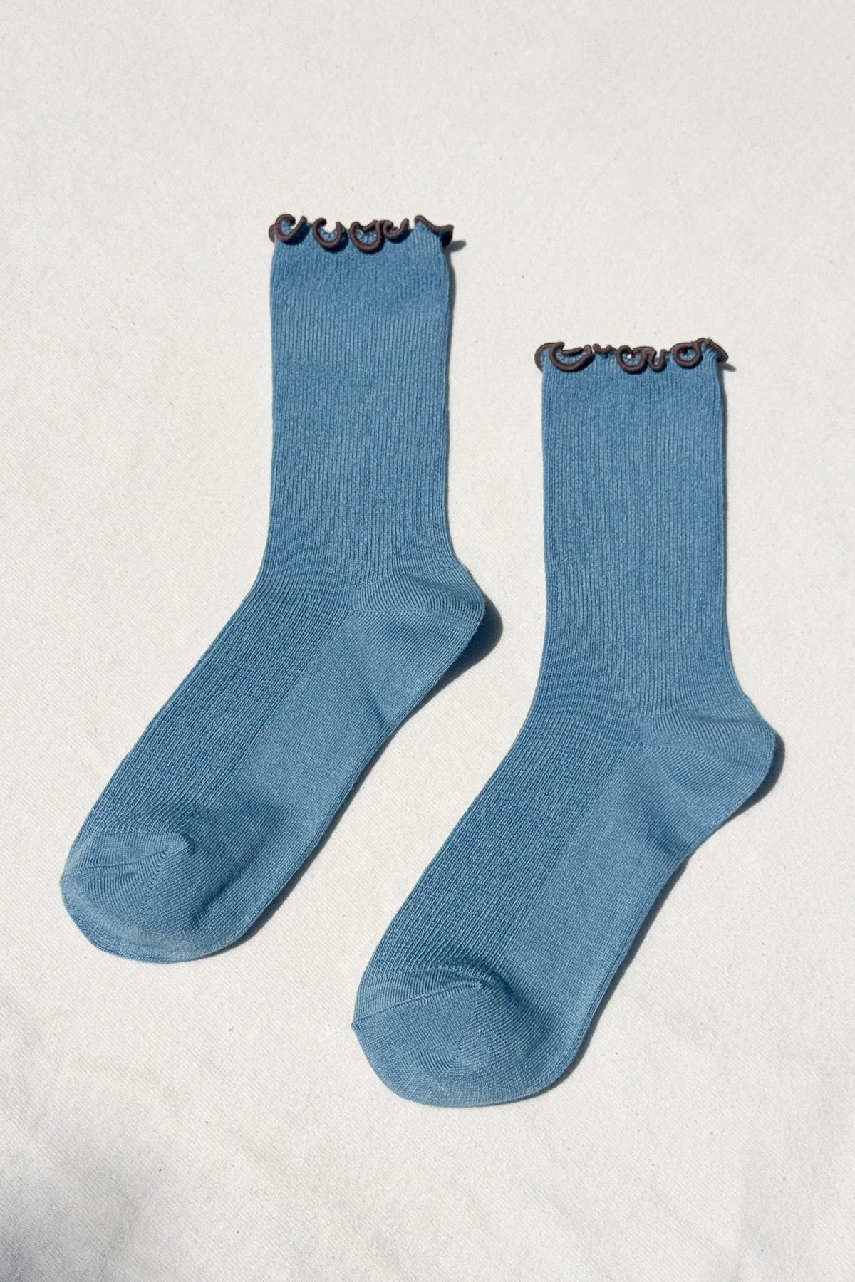 Le Bon Shoppe - Ruffled Modla Socks | Powder Blue / Brown Edge