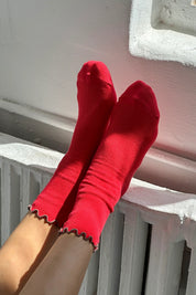 Le Bon Shoppe - Ruffled Modla Socks | Paprika / Brown Edg