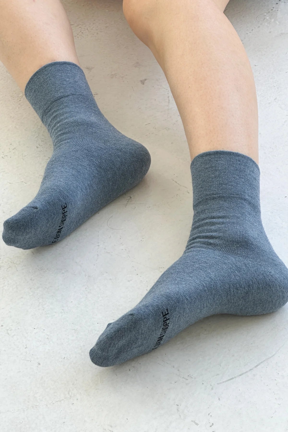 Le Bon Shoppe - Ruffled Modla Socks | Powder Blue / Brown Edge