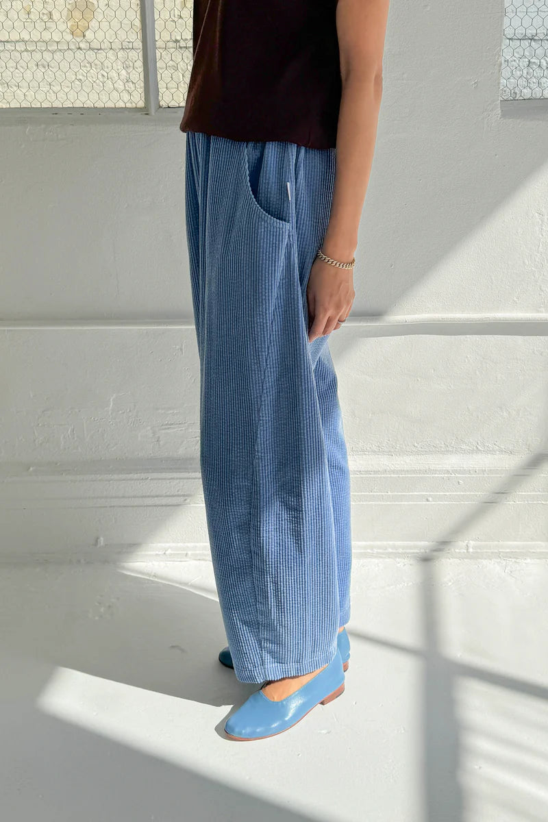 Le Bon Shoppe - Soft Corduroy Arc Pants | Blue
