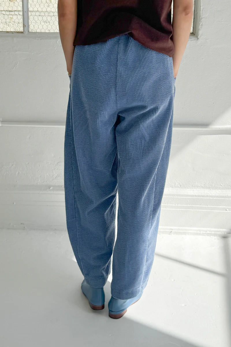 Le Bon Shoppe - Soft Corduroy Arc Pants | Blue