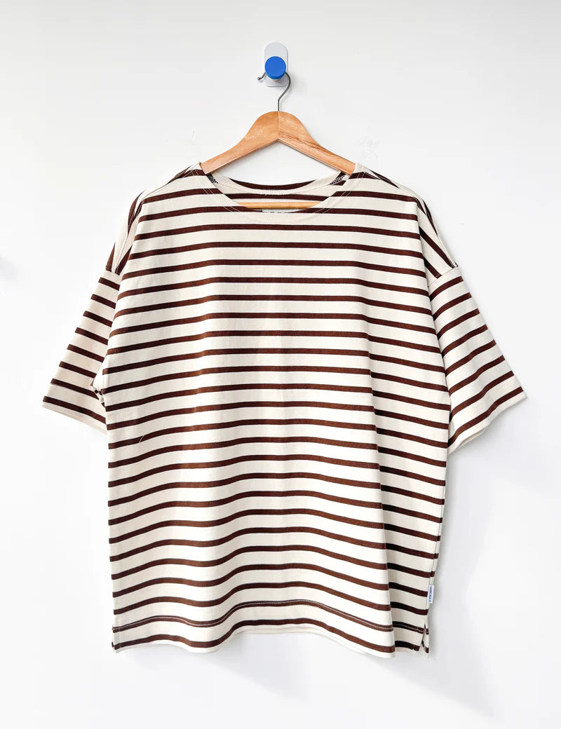 VoyageTee_CoffeeWhite_0.webp