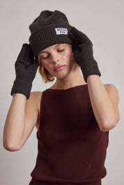 Arctic Fox & Co. - Recycled Bottle Gloves | Black Onyx