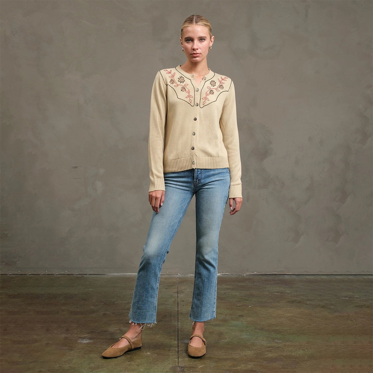 RAISONNEL - Embroidered Bead Detail Knit Cardigan | Beige