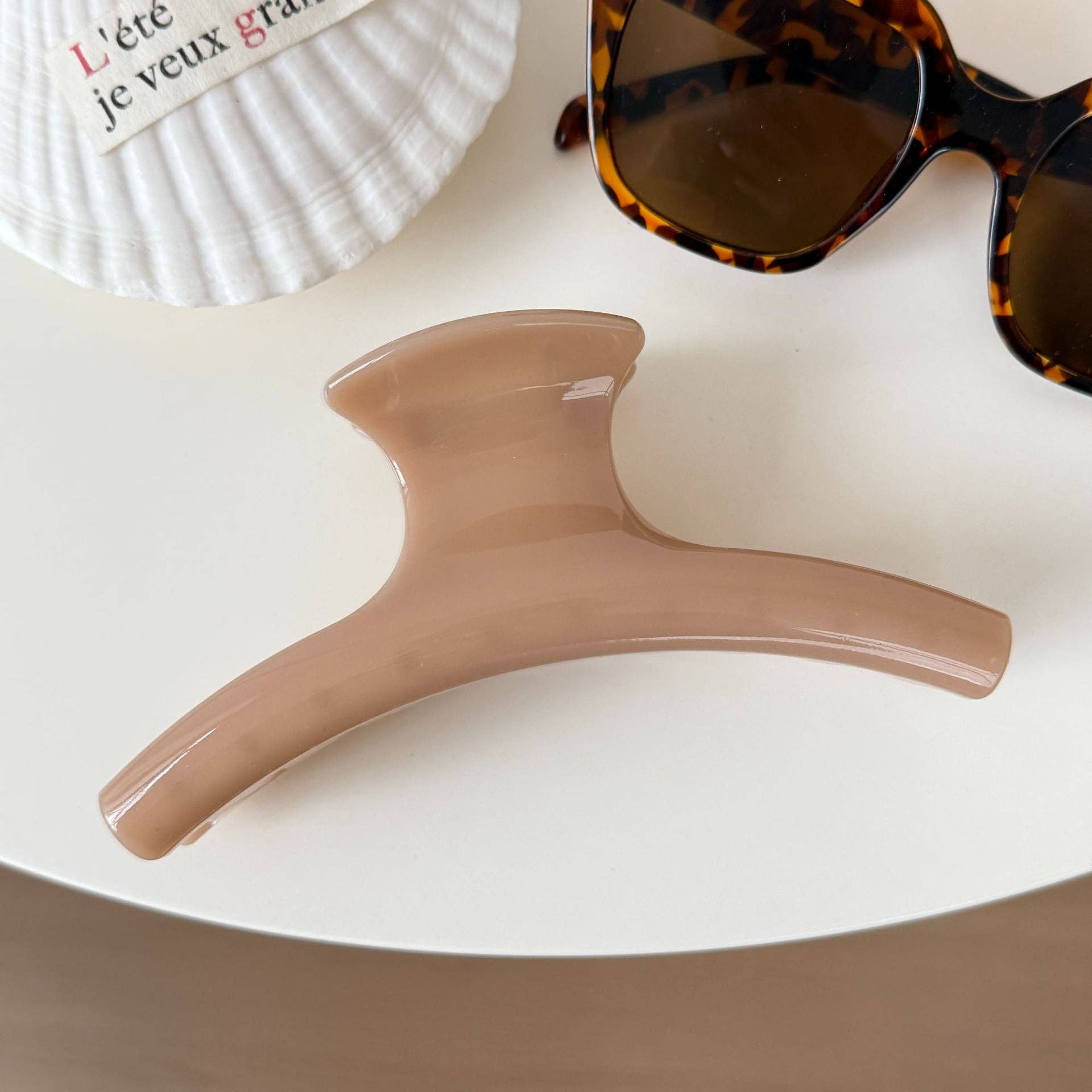 Minimalist Large Thick Hair Non-Slip Hair Claw | Multiple Colors