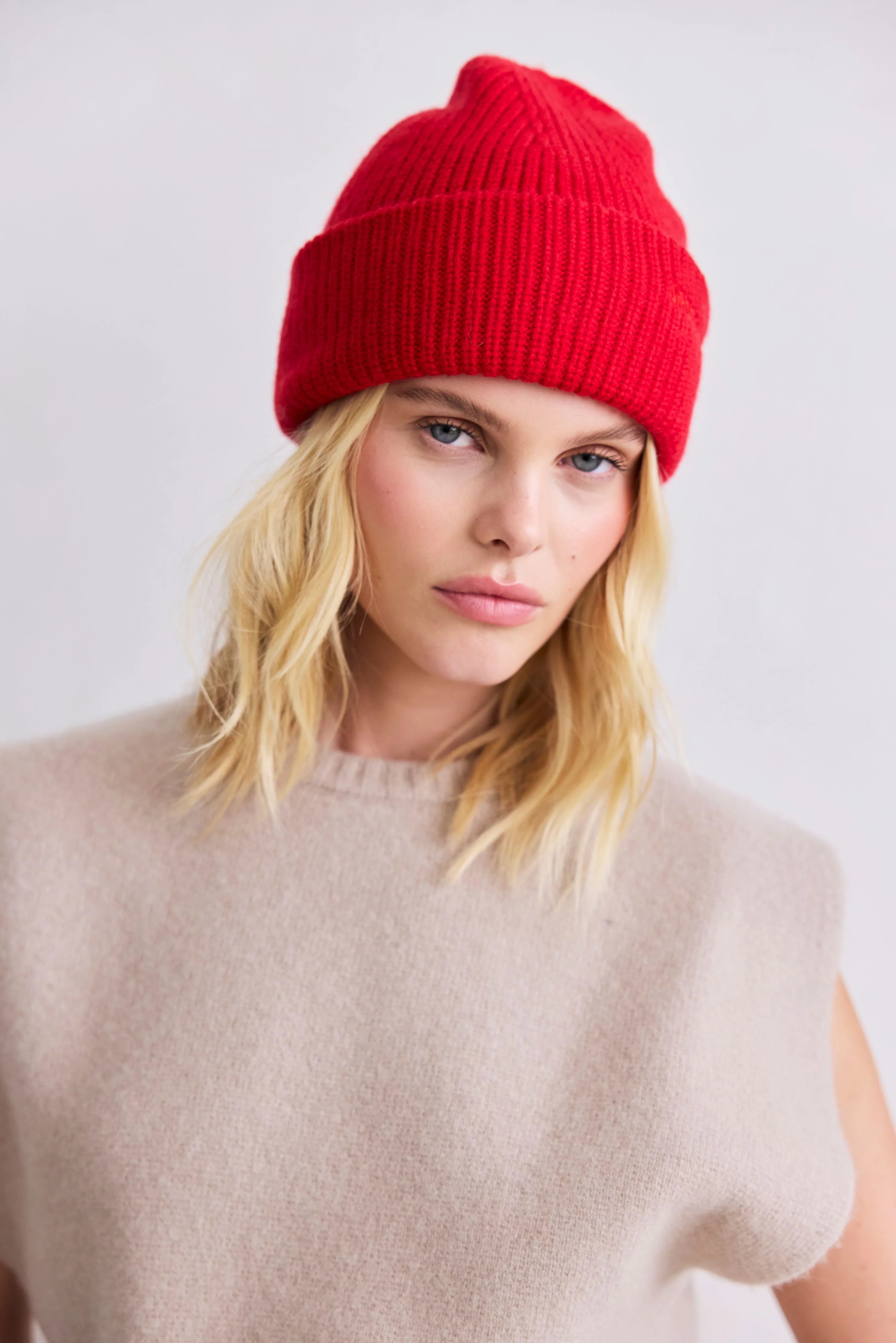 Arctic Fox & Co. - Embroidered Merino Wool Beanie | Flame Red