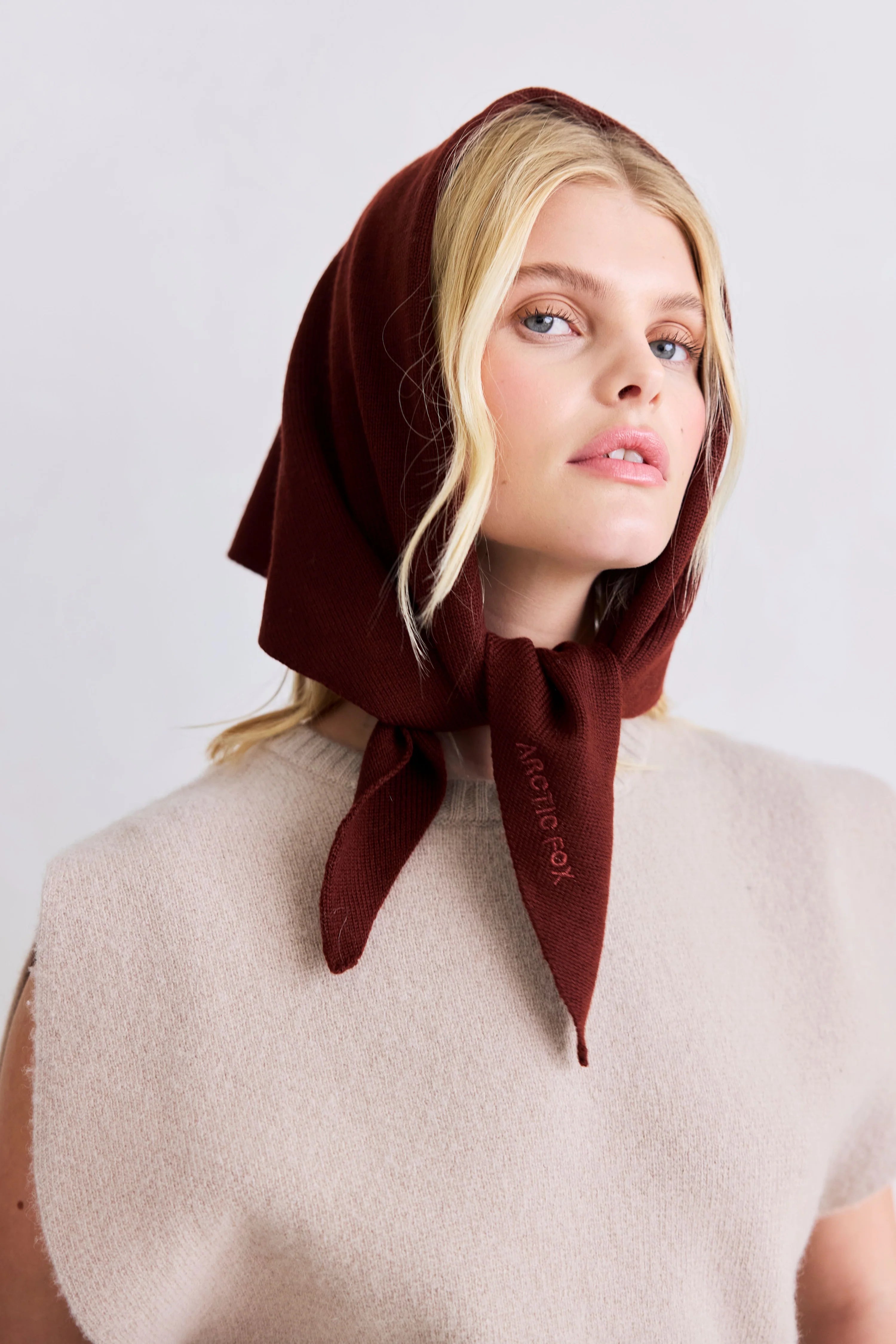 Arctic Fox & Co. - Merino Wool Triangle Scarf | Dark Walnut Brown