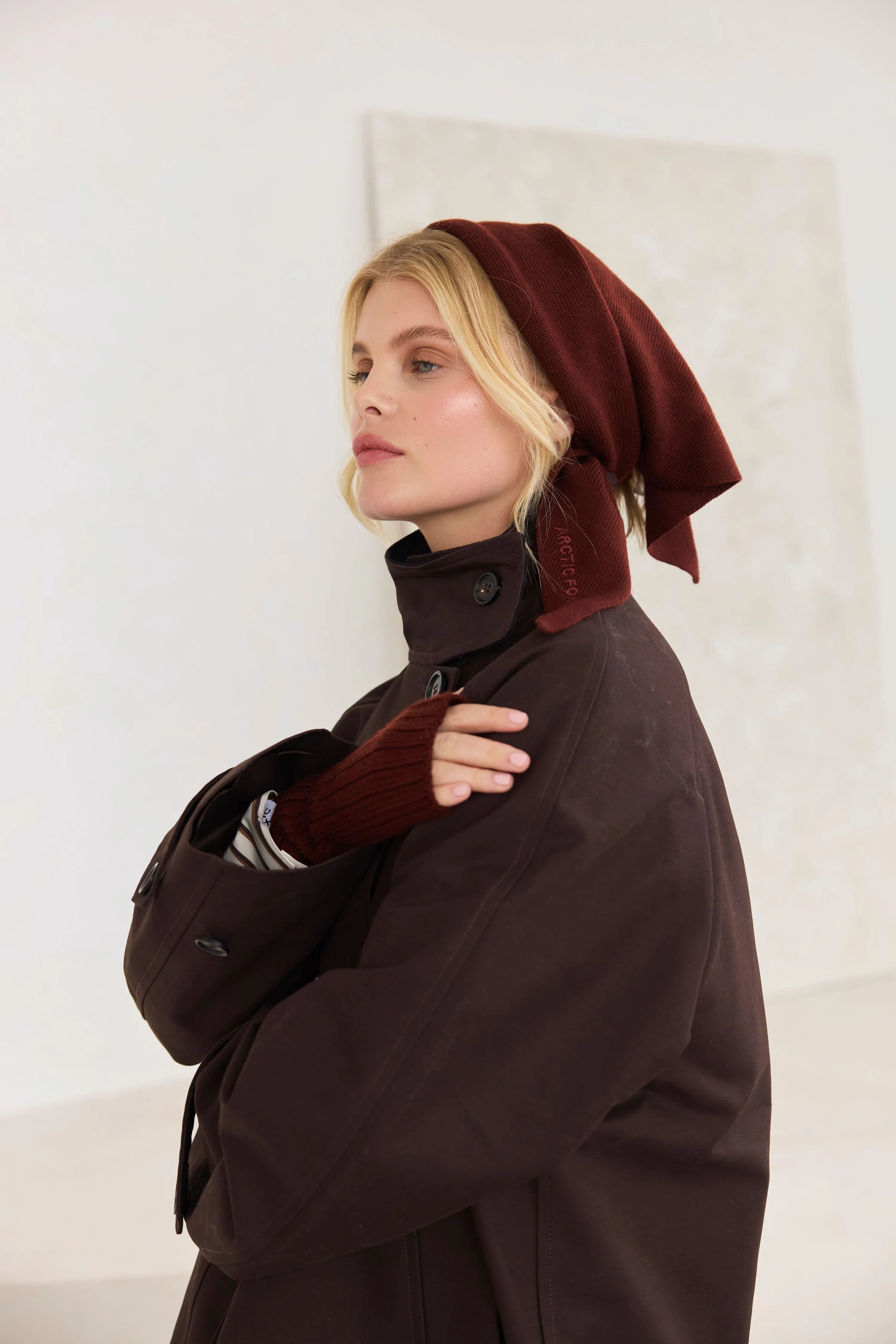 Arctic Fox & Co. - Merino Wool Triangle Scarf | Dark Walnut Brown