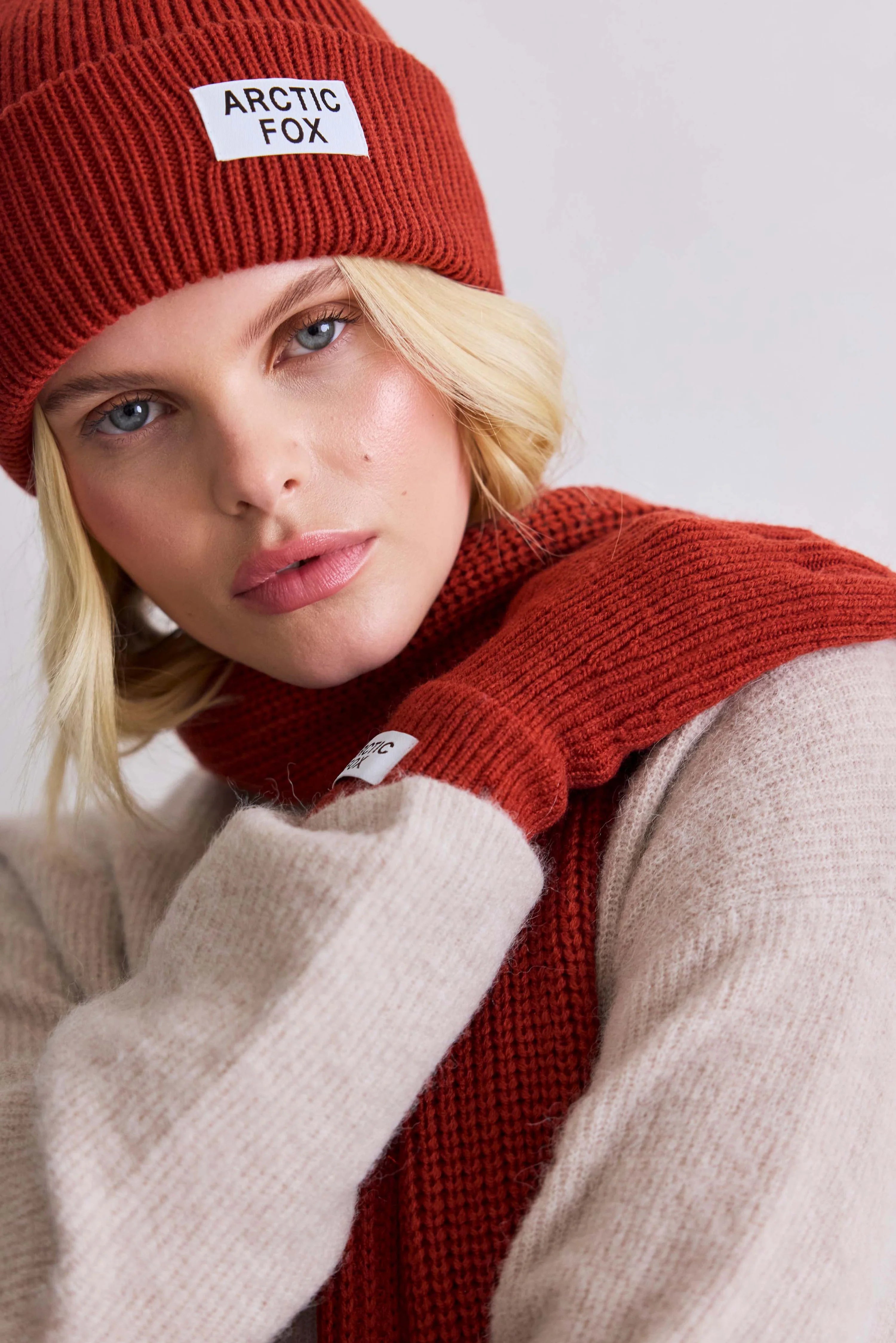 Arctic Fox & Co. -  Recycled Bottle Gloves | Deep Terracotta