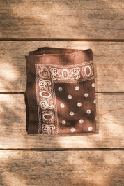 Dottie Dottié Garage - Paisley Border Square Scarf