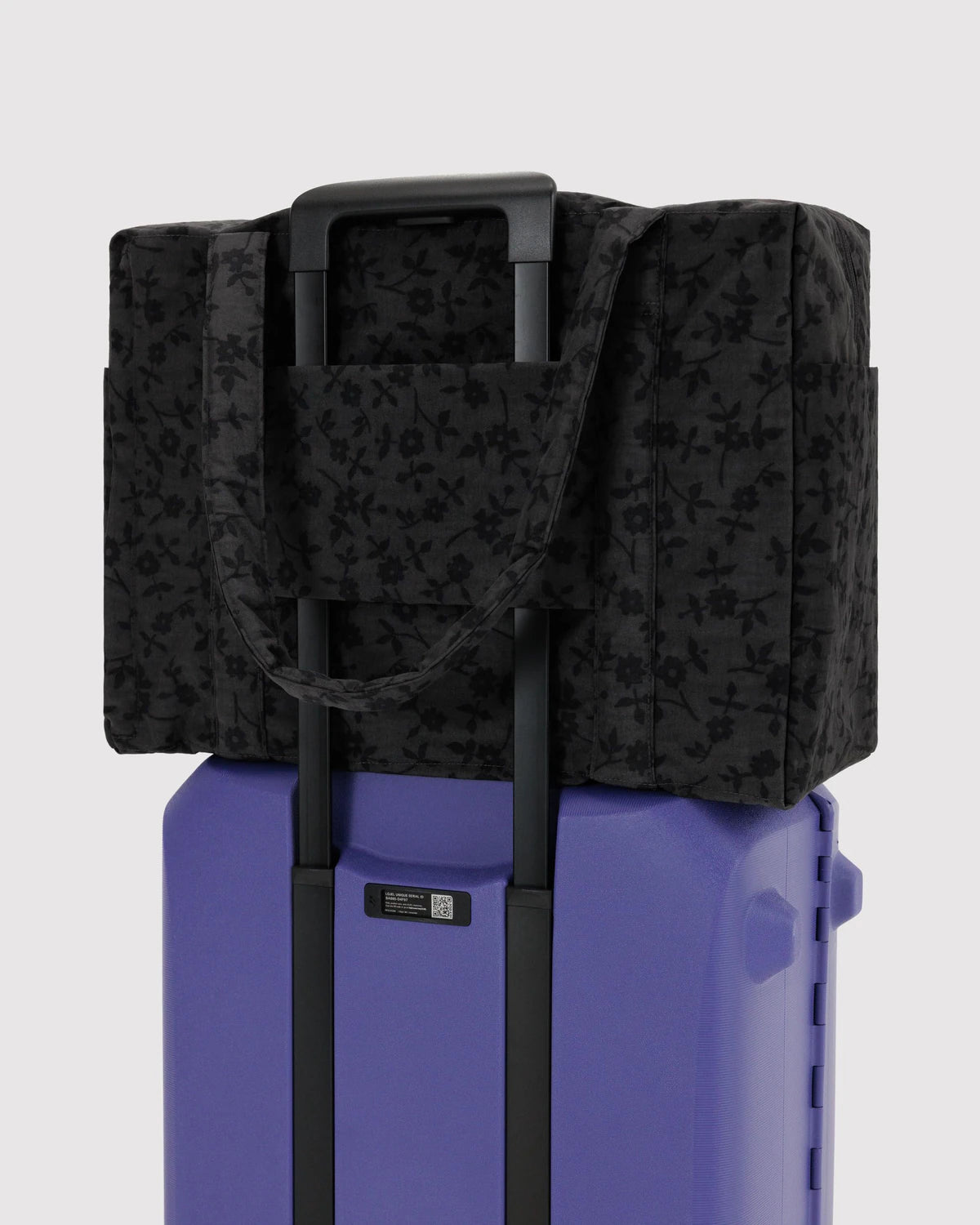 Baggu - Cloud Carry-on | Charcoal Ditsy Floral