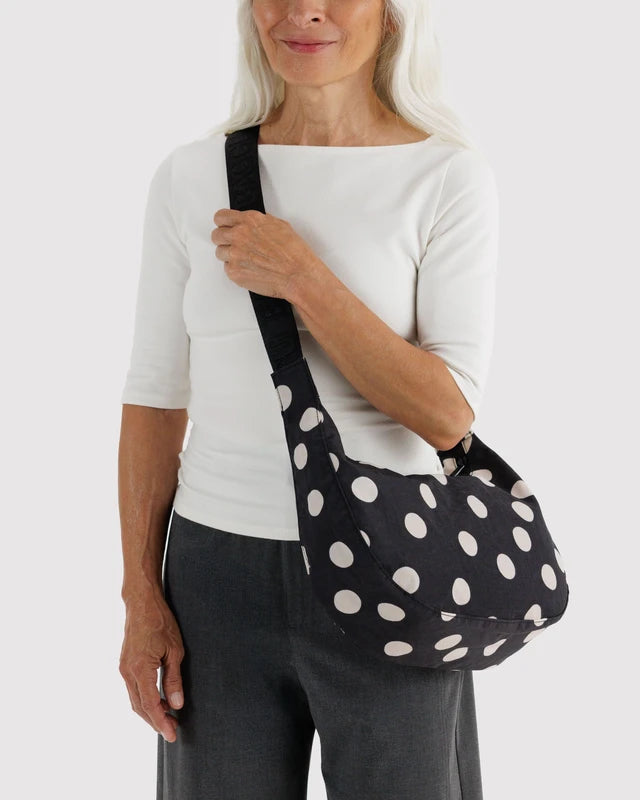 Baggu - Medium Nylon Crescent Bag | Black And Cream Polka Dot