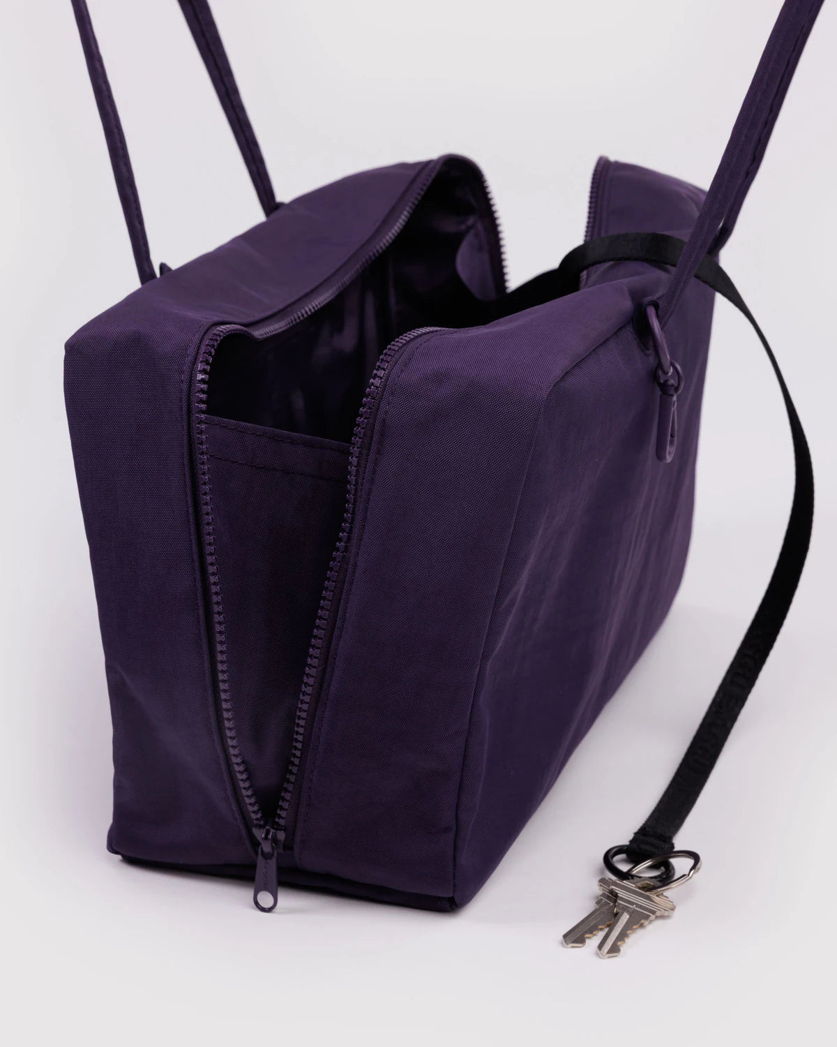 Baggu - Medium Nylon Bowler Bag | Fig