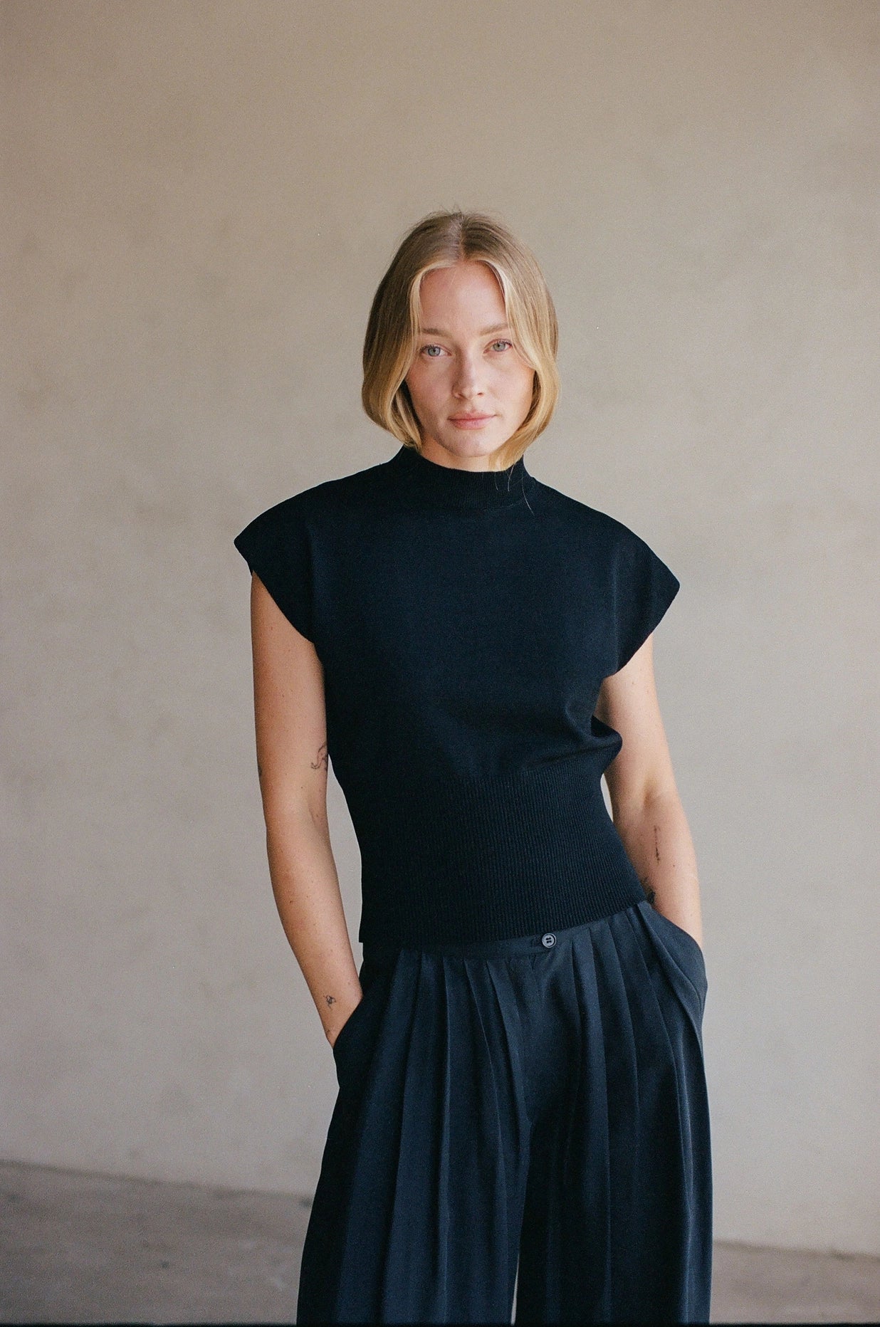 a.ren - Claudine Sweater Top | Black