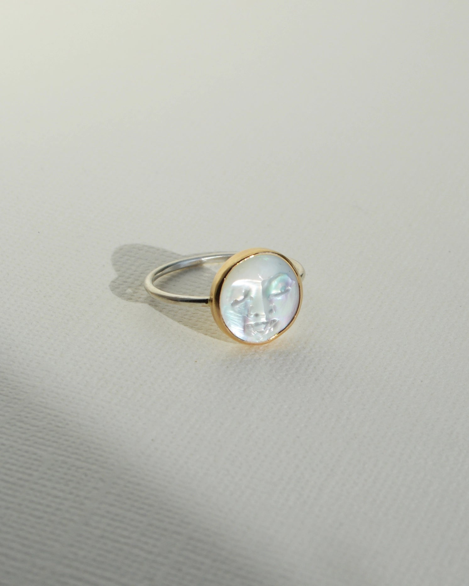 Gem & Blue -  Pearl Moon Ring
