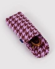 Baggu - Puffy Glasses Sleeve | Pink Houndstooth
