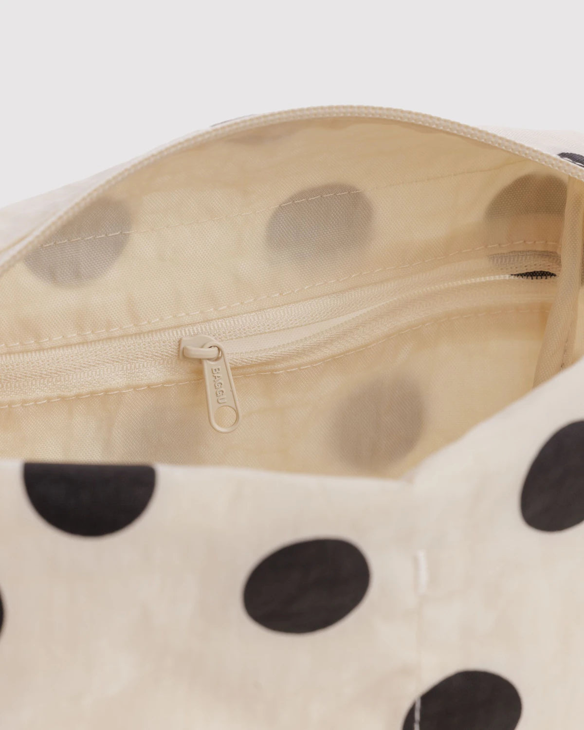 Baggu - Dopp Kitt | Cream and Black Polka Dot