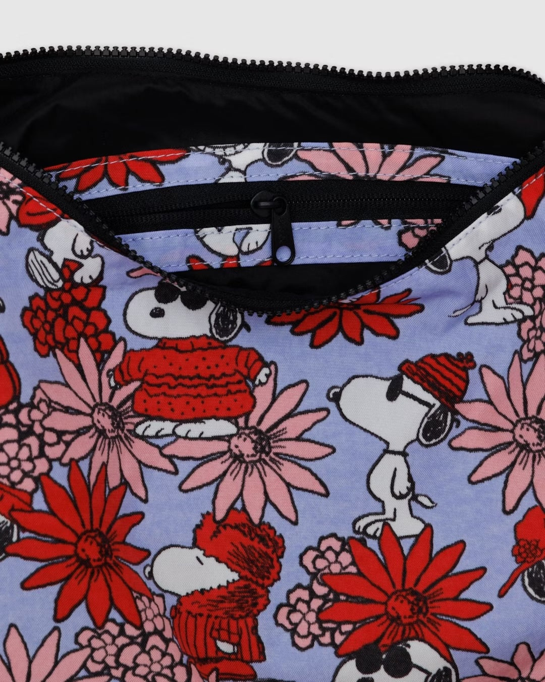 Baggu - Medium Nylon Crescent Bag | Floral Snoopy