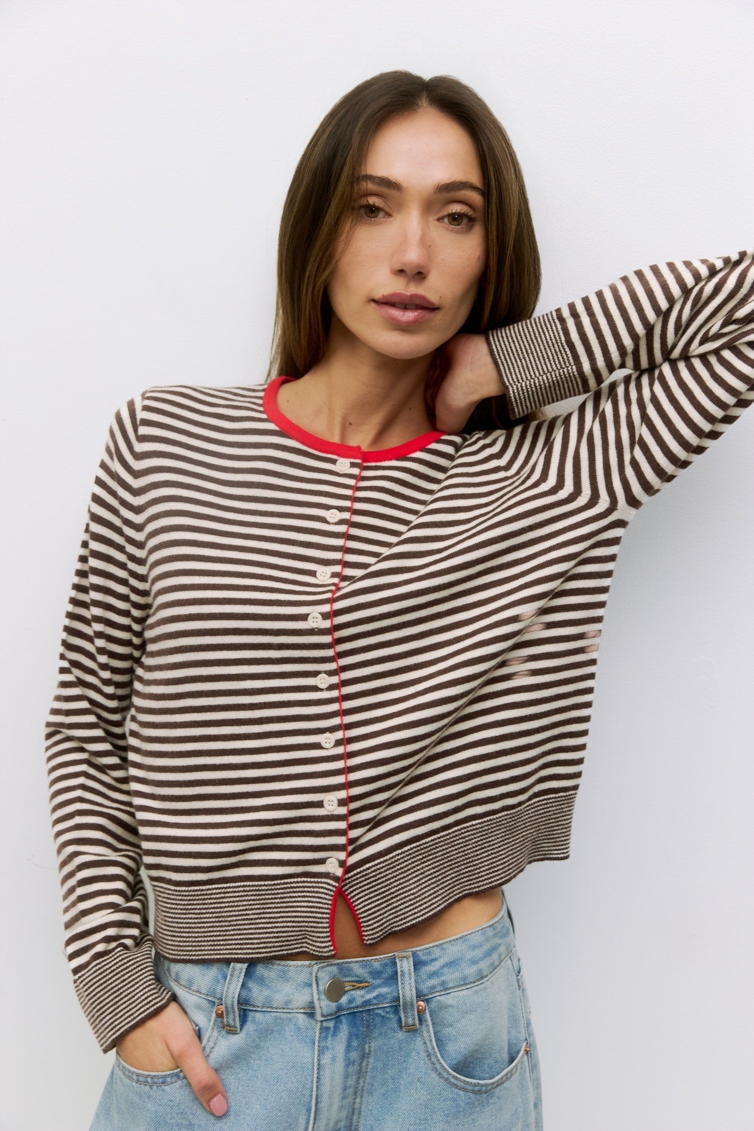 Mod Ref - The Montana Cardigan Sweater | Cream-Brown-Red