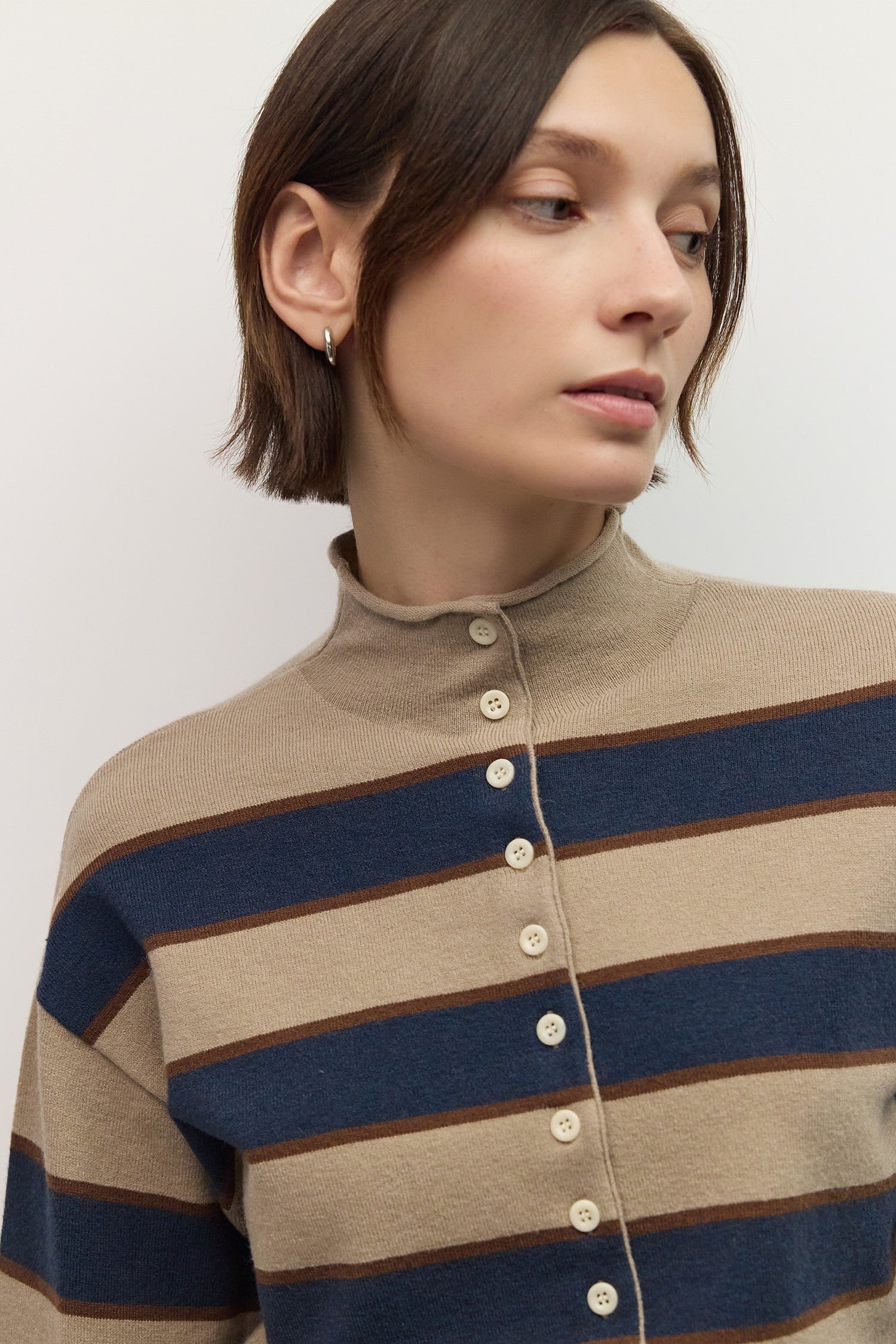 Mod Ref - The Claude Cardigan | Taupe/Navy/Brown