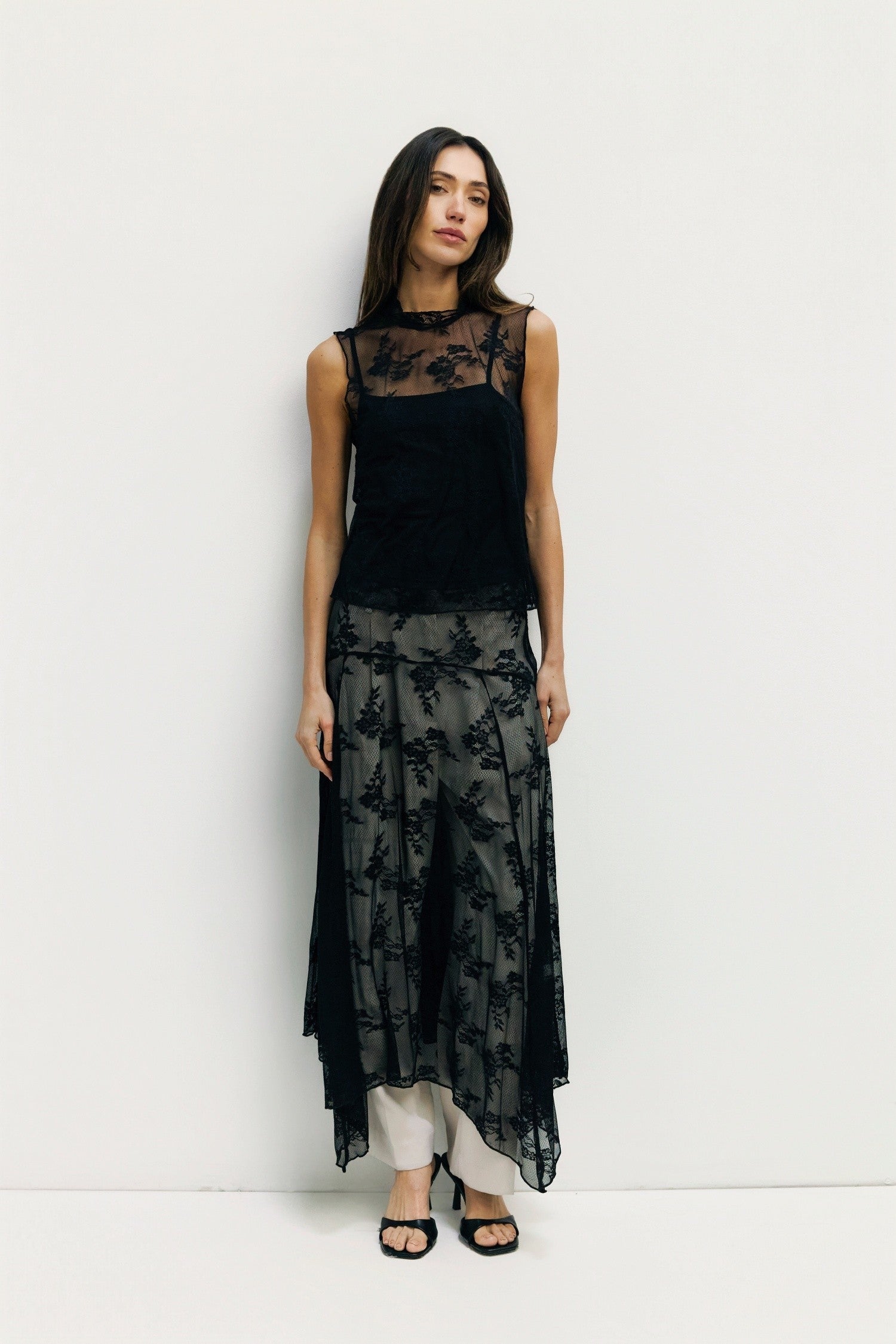 Mod Ref - The Jennifer Skirt | Black Lace