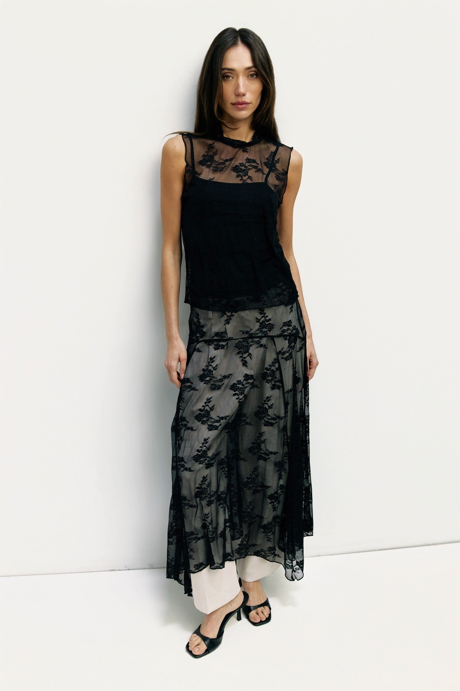 Mod Ref - The Jennifer Skirt | Black Lace