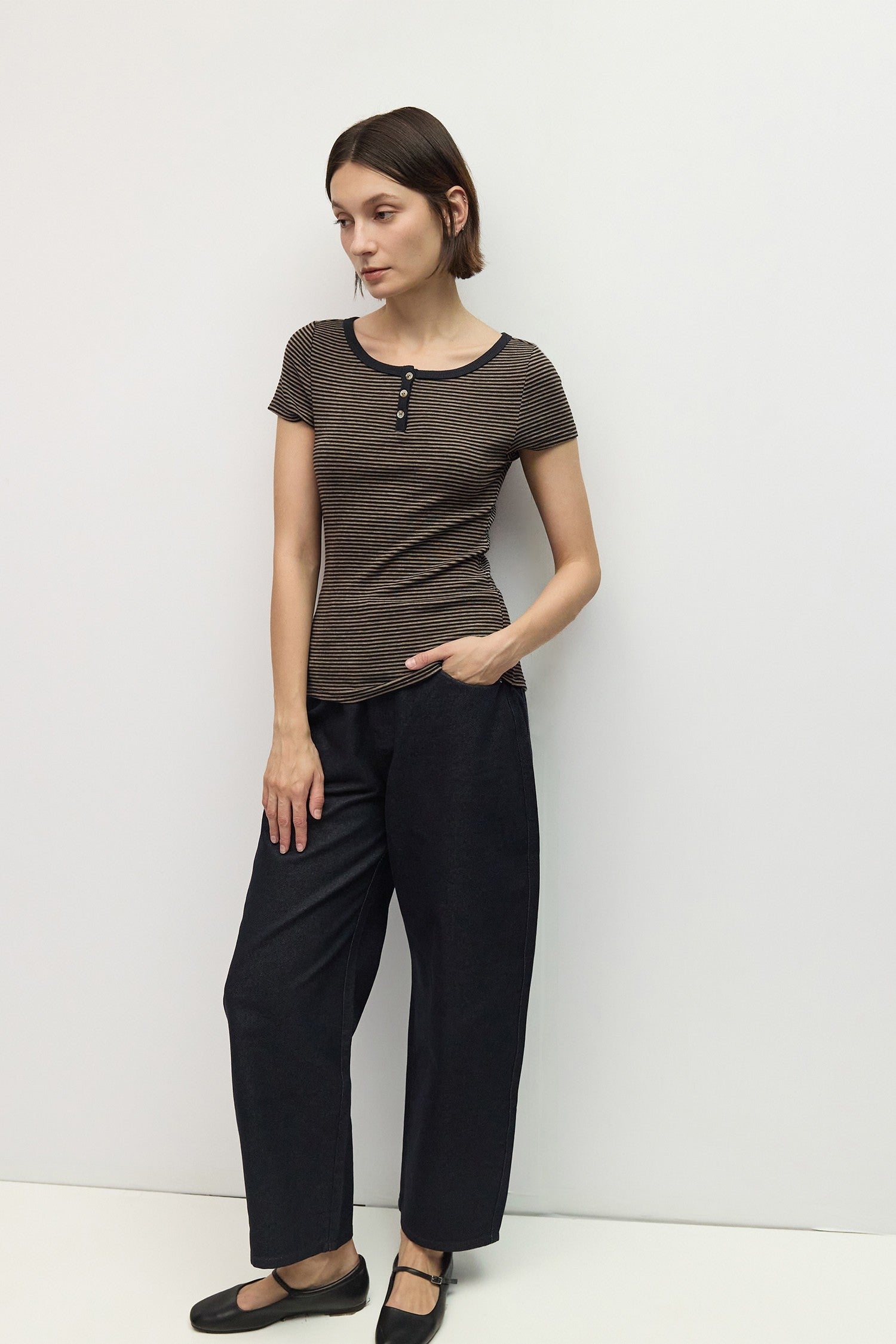 Mod Ref - The Britney Top | Navy/Taupe