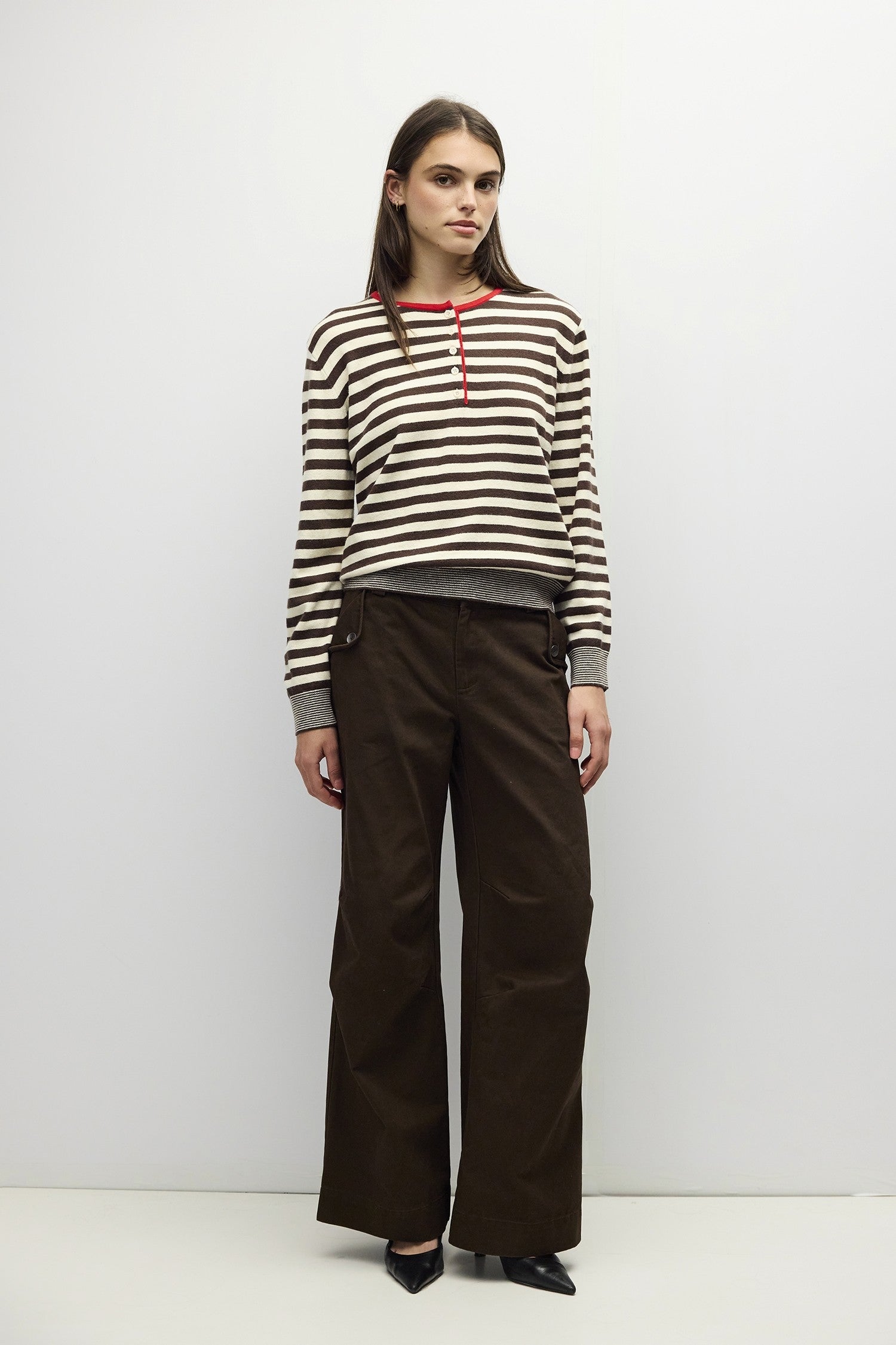 Mod Ref - The Virginia Sweater | Cream-Brown-Red
