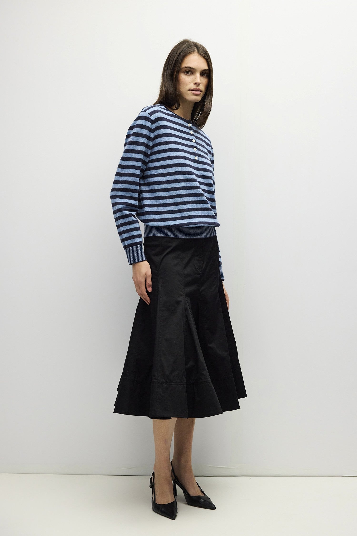 Mod Ref - The Virginia Sweater | Navy-Blue