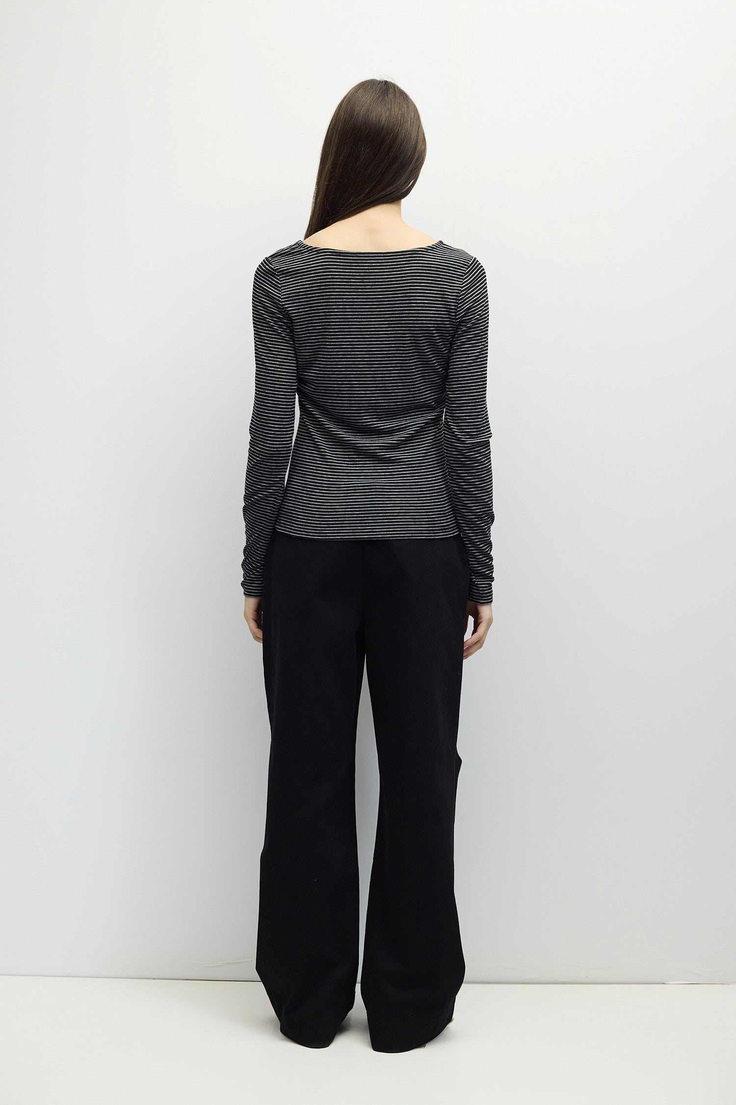 Mod Ref - The Charolette Top | Black