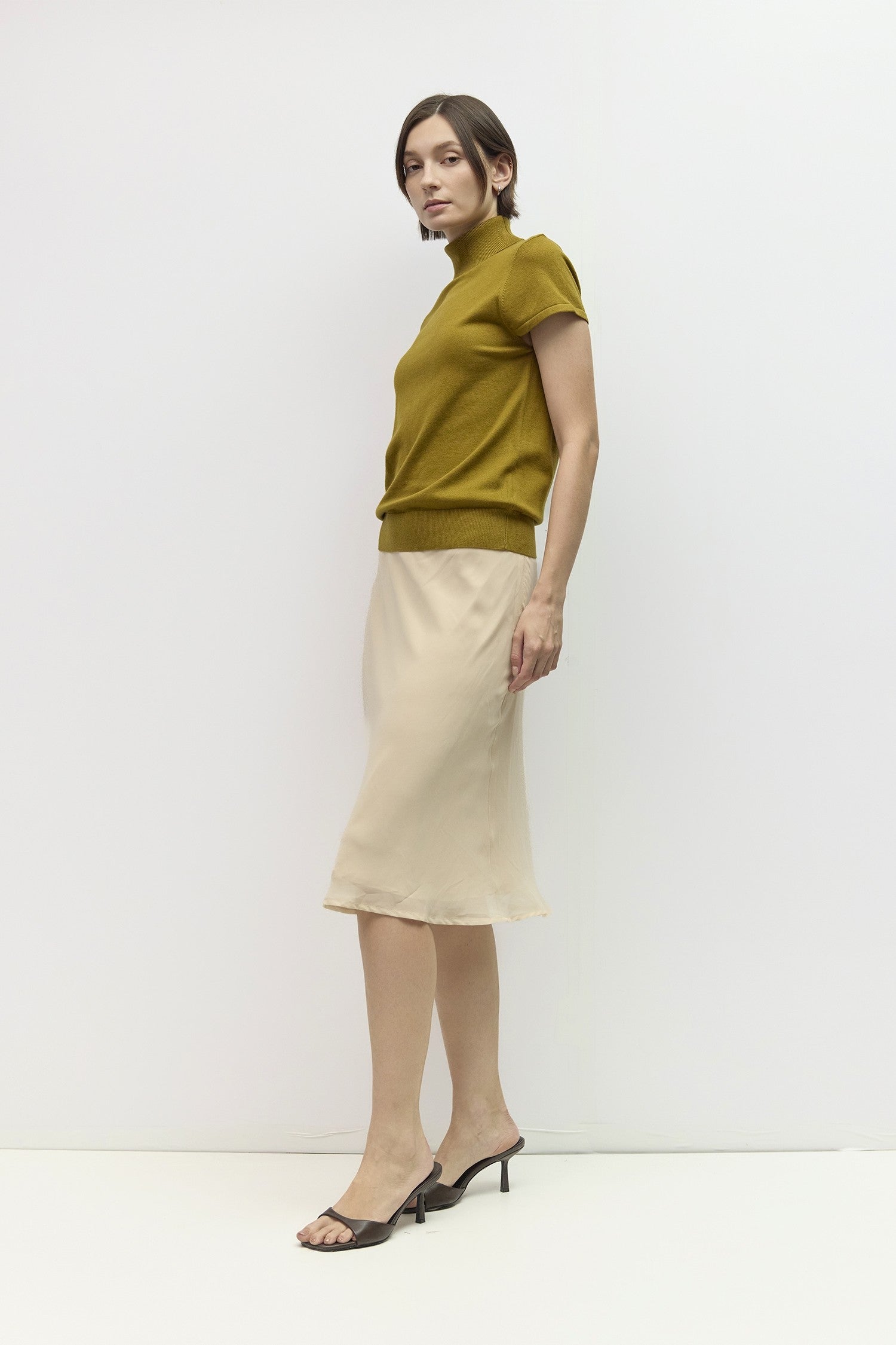 Mod Ref - The Samantha Top | Olive
