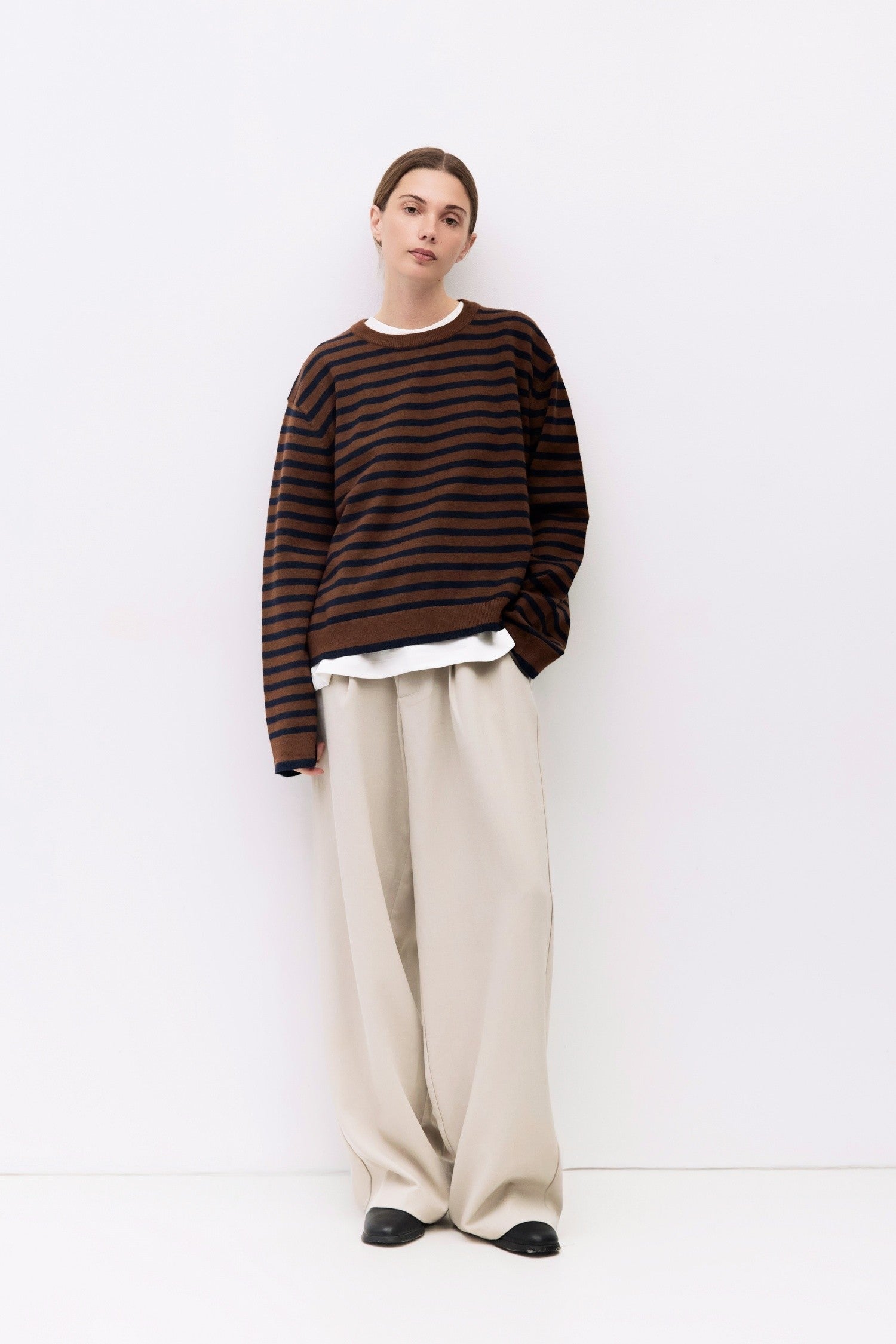 Mod Ref - The Klein Sweater | Brown & Navy