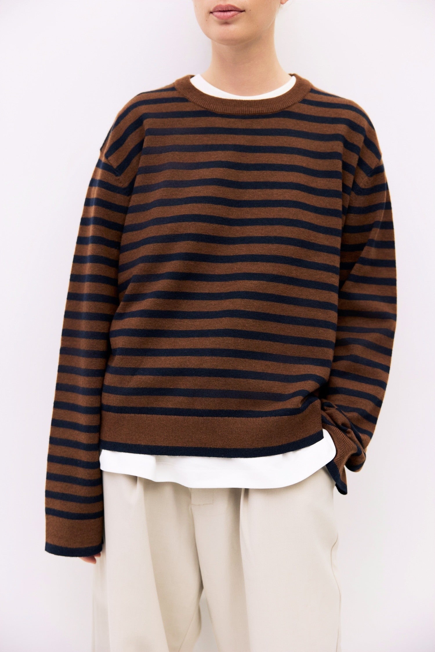 Mod Ref - The Klein Sweater | Brown & Navy