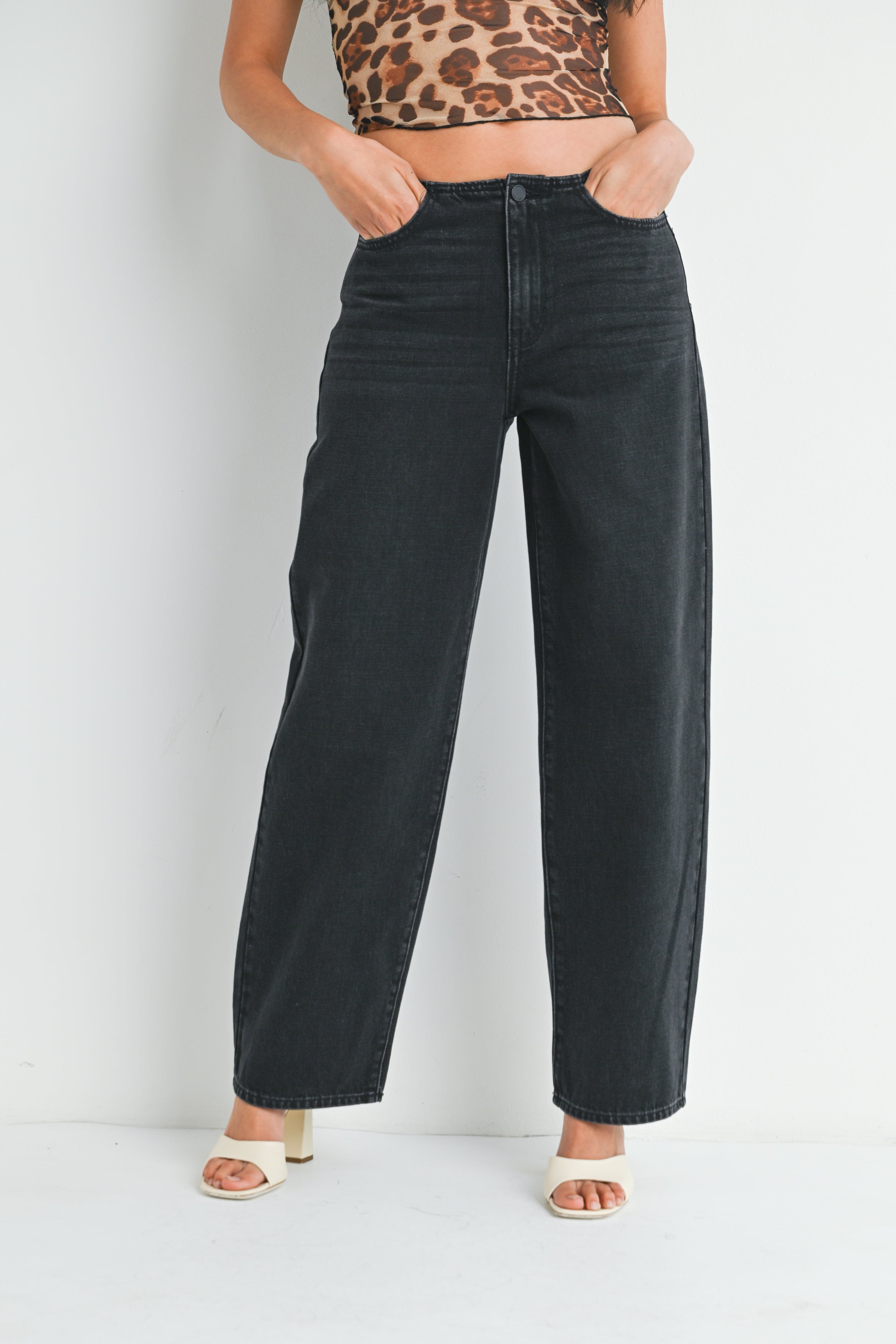 Just Black Denim - No Waistband Low Rise Straight | Washed Black