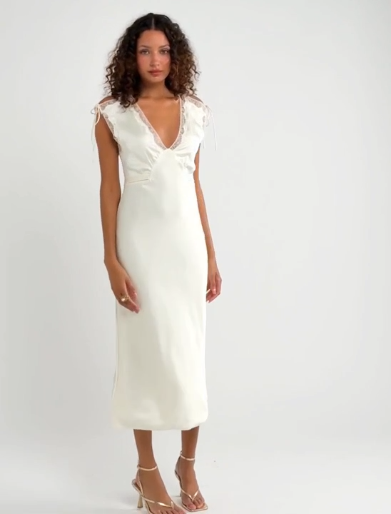 Rumored -Monarch Midi Dress | Cream